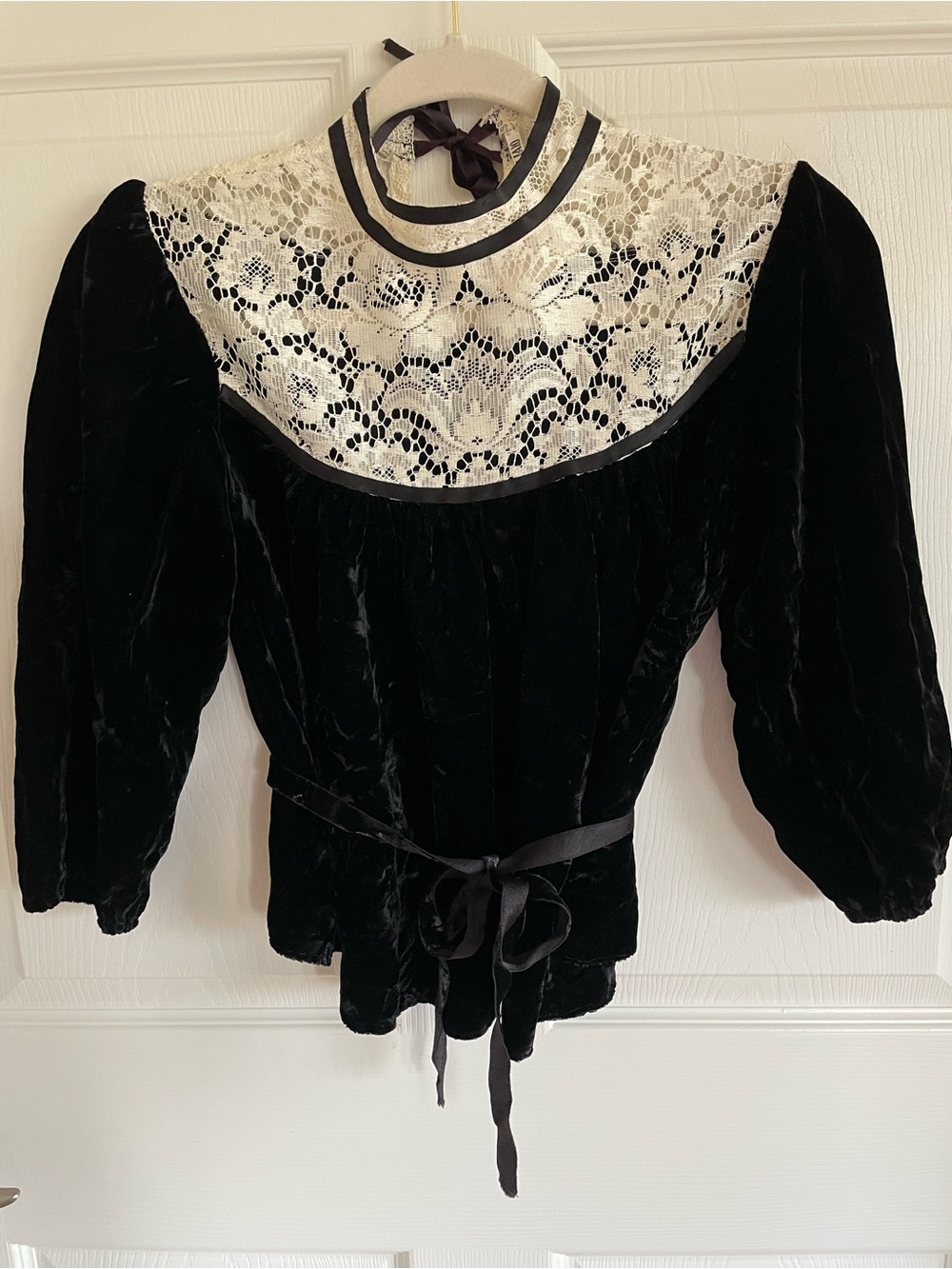 Vintage Anita Pagliaro Black Velvet Lace Yoke Blouse with Self-Tie Waist Size S
